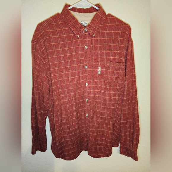 Red Columbia button up shirt flannel - Picture 6 of 14